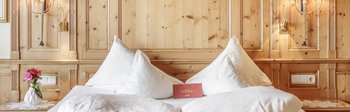 Rooms & Suites