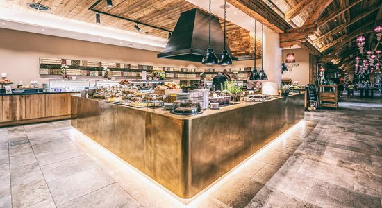 Frühstücksbuffet in der Alpenrose